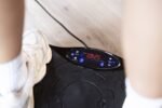 AJ-Sports Trilplaat - Trilplaat fitness - Powerplate - Inclusief weerstandsbanden en handvatten - 5 trainingsprogramma's - 99 snelheid niveaus - Met bluetooth muziek - Trainingsapparatuur voor uithoudingstraining - Zwart - Afbeelding 7